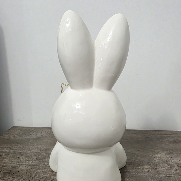 New Easter Bunny Rabbit With Glasses Ceramic Bust Easter Decor 2026 - Picture 5 of 6